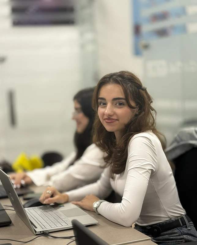 Full Stack Proqramlaşdırma Dərsi