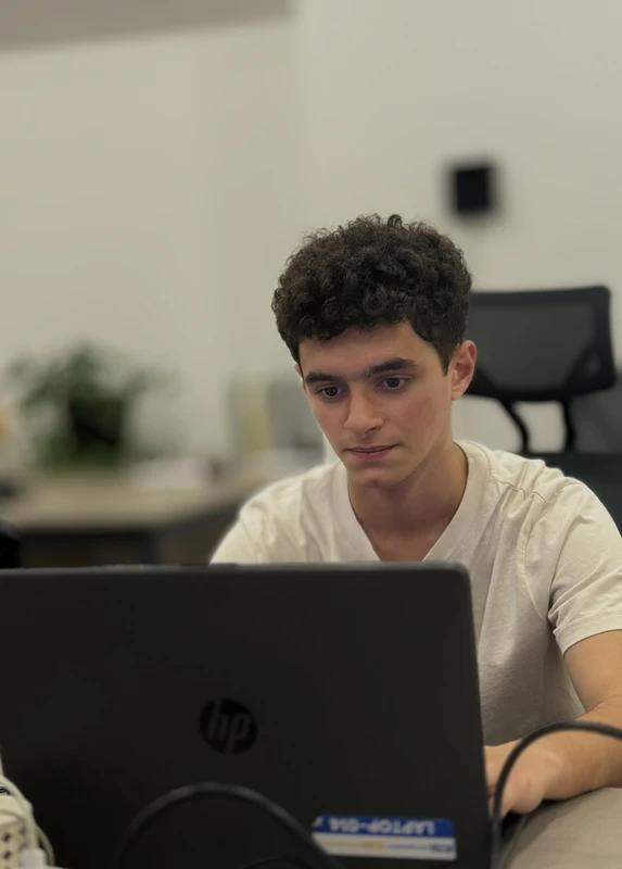 Front-End Proqramlaşdırma Dərsi